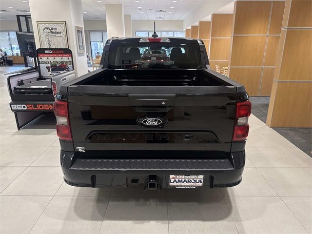 2025 Ford Maverick Lobo Standard