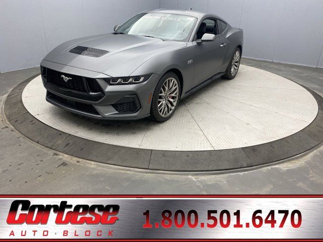 2025 Ford Mustang 