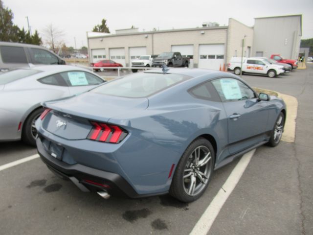 2025 Ford Mustang 