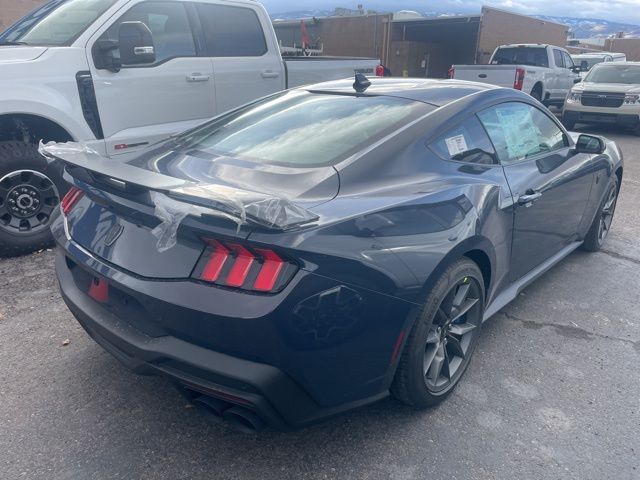 2025 Ford Mustang Dark Horse