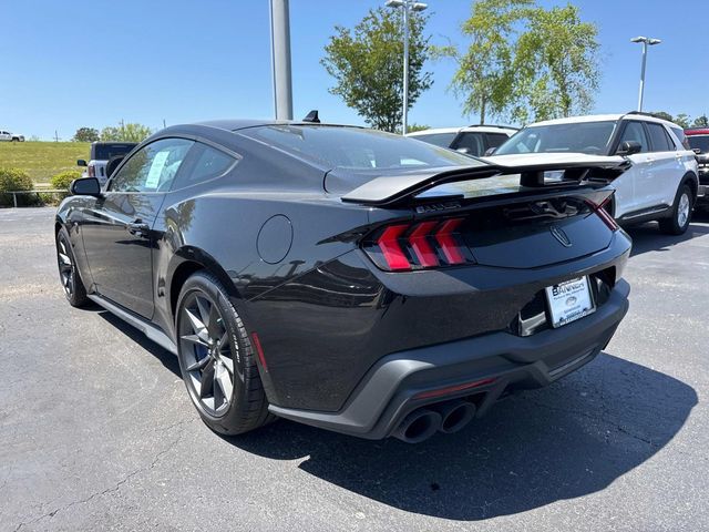 2025 Ford Mustang Dark Horse