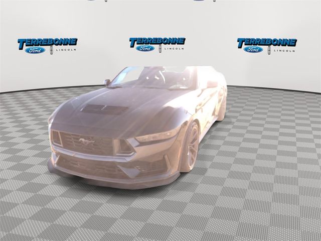 2025 Ford Mustang Dark Horse