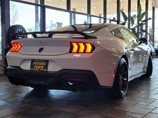 2025 Ford Mustang Dark Horse