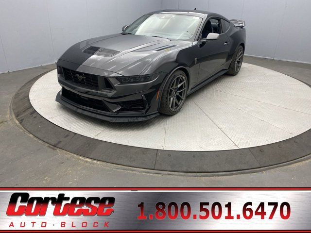 2025 Ford Mustang Dark Horse