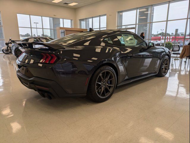 2025 Ford Mustang Dark Horse