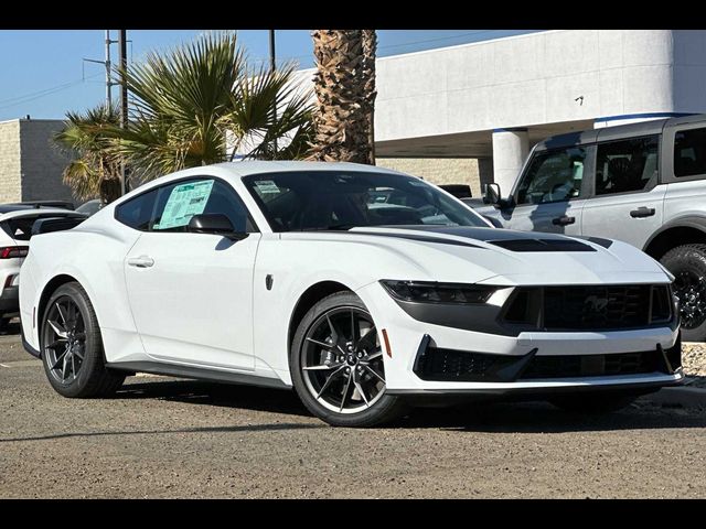 2025 Ford Mustang Dark Horse