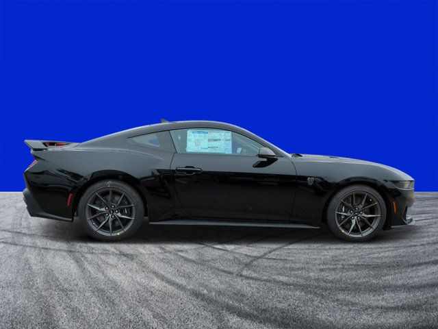 2025 Ford Mustang Dark Horse