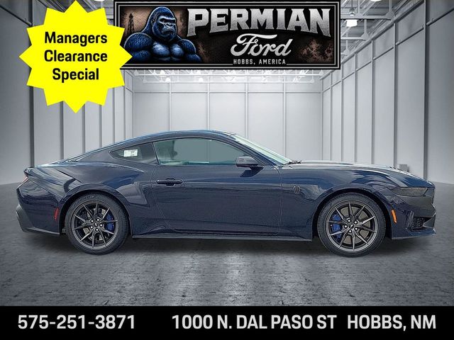 2025 Ford Mustang Dark Horse