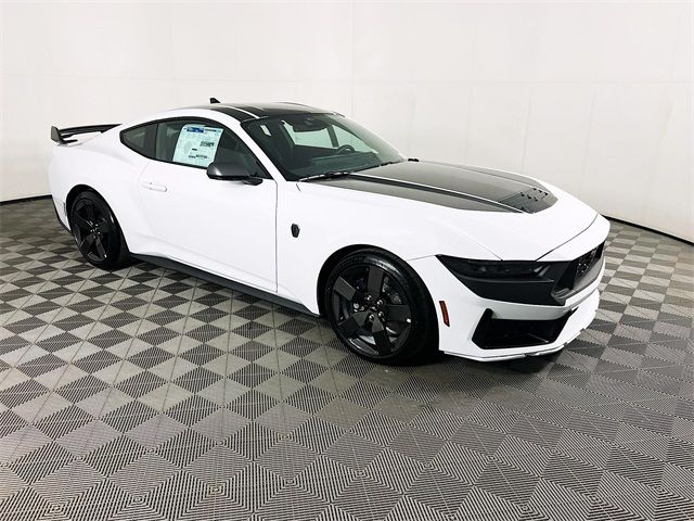 2025 Ford Mustang Dark Horse