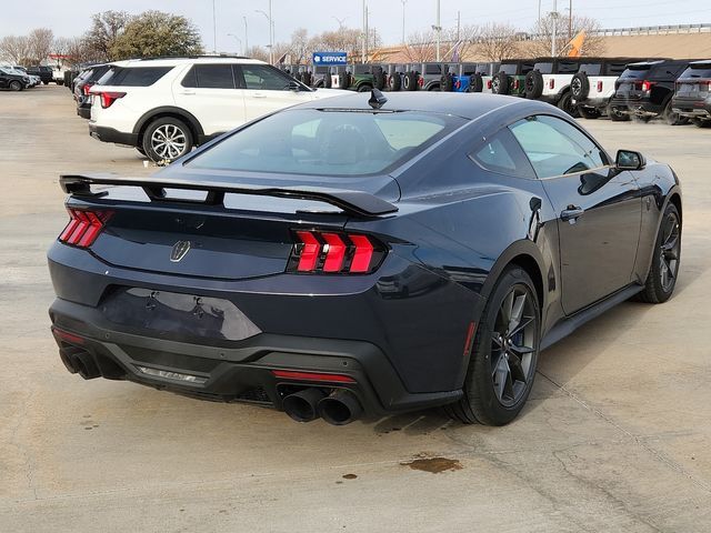 2025 Ford Mustang Dark Horse