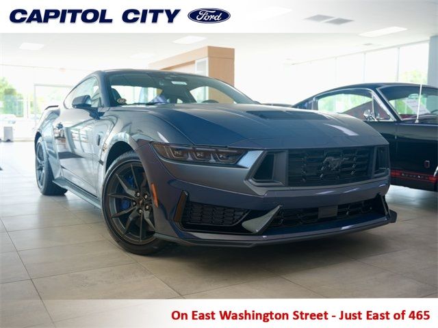 2025 Ford Mustang Dark Horse