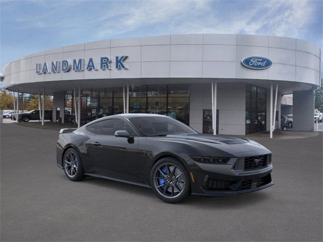 2025 Ford Mustang Dark Horse