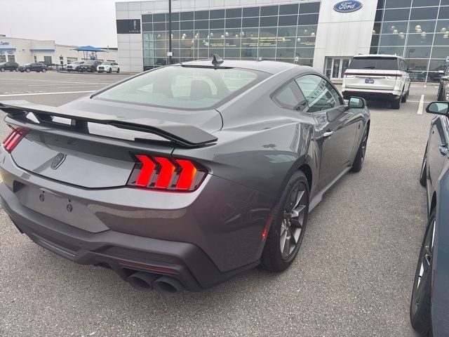 2025 Ford Mustang Dark Horse