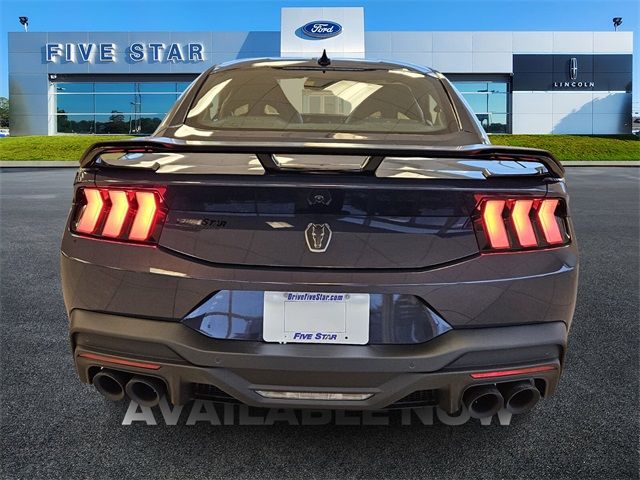 2025 Ford Mustang Dark Horse