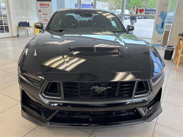 2025 Ford Mustang Dark Horse