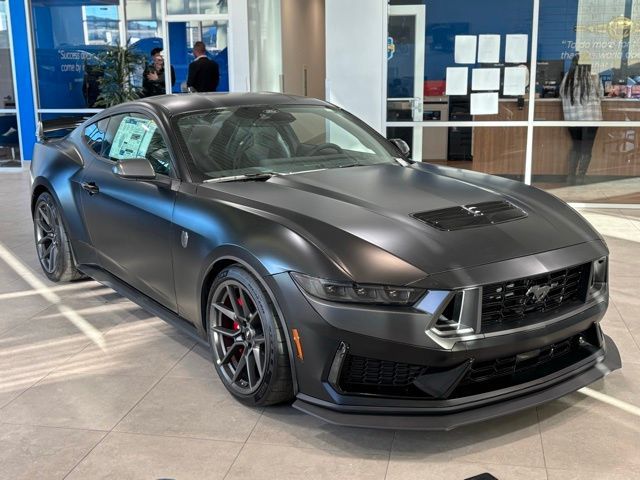 2025 Ford Mustang Dark Horse