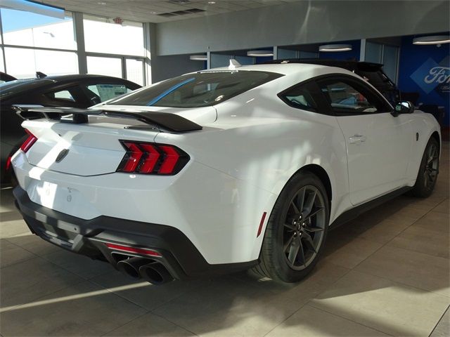 2025 Ford Mustang Dark Horse