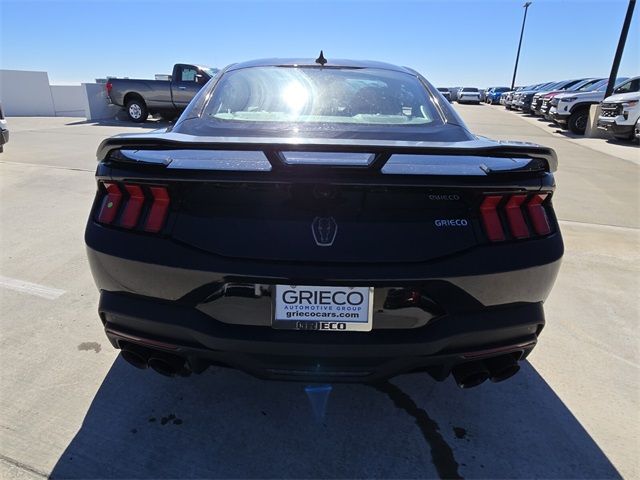 2025 Ford Mustang Dark Horse