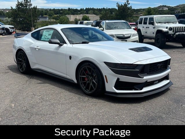 2025 Ford Mustang Dark Horse