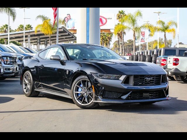 2025 Ford Mustang Dark Horse