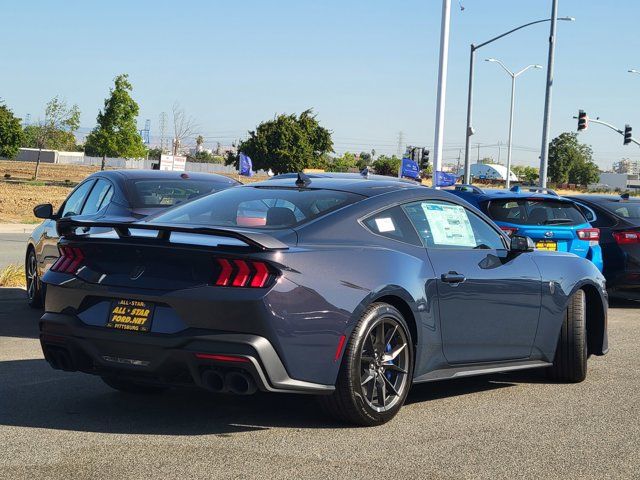 2025 Ford Mustang Dark Horse