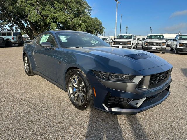 2025 Ford Mustang Dark Horse