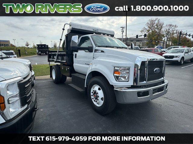 2025 Ford F-750 Base