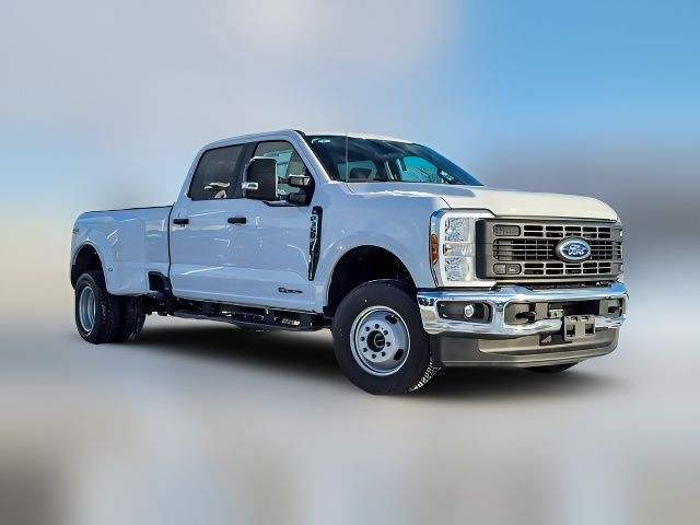 2025 Ford F-350 XLT