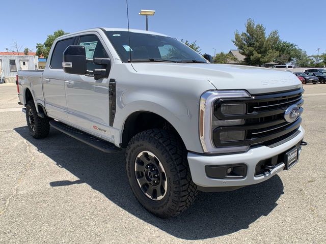 2025 Ford F-350 Platinum