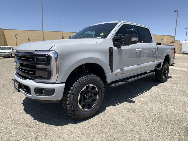 2025 Ford F-350 Platinum