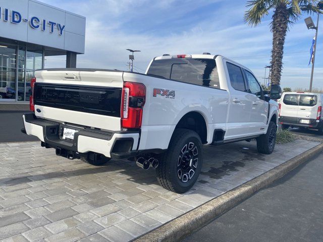 2025 Ford F-350 Platinum