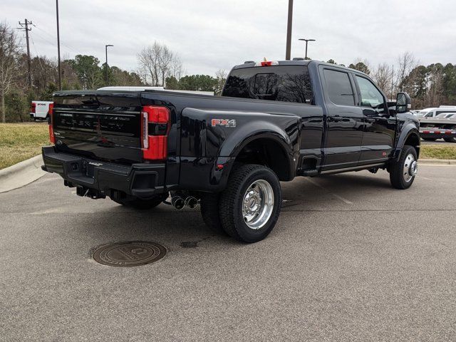 2025 Ford F-450 Platinum