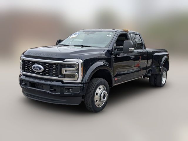 2025 Ford F-450 Platinum