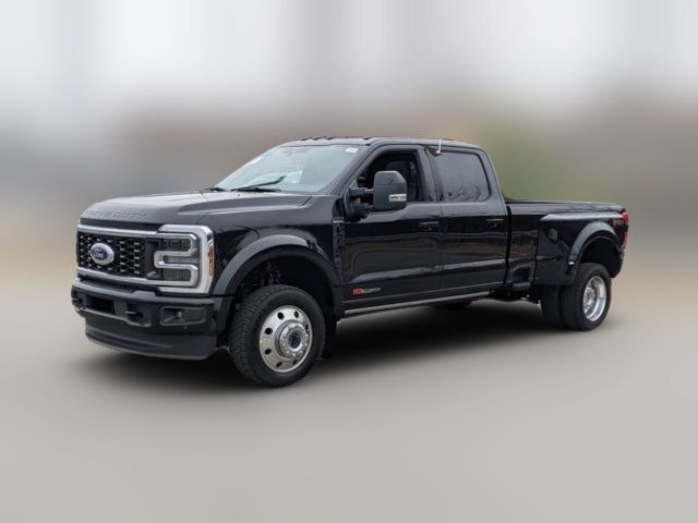 2025 Ford F-450 Platinum