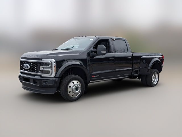 2025 Ford F-450 Platinum