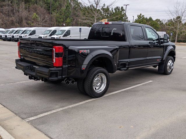 2025 Ford F-450 Platinum