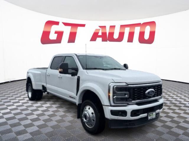 2025 Ford F-450 Platinum