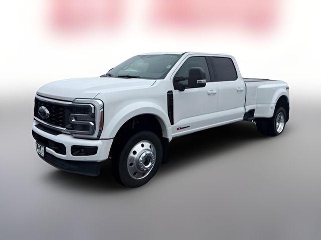 2025 Ford F-450 Platinum
