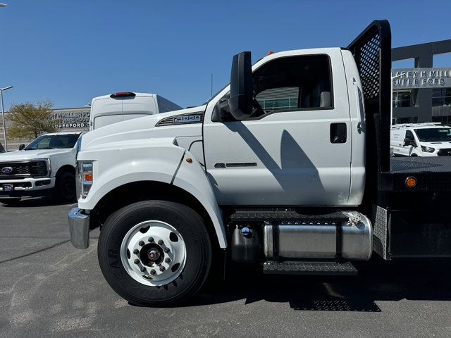 2025 Ford F-650 Base