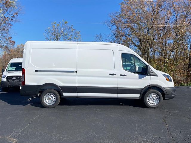 2025 Ford Transit Base