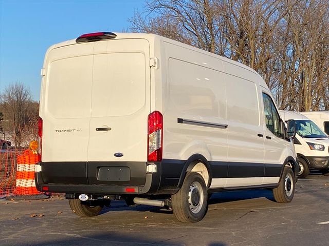 2025 Ford Transit Base