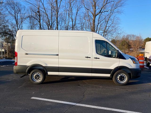 2025 Ford Transit Base