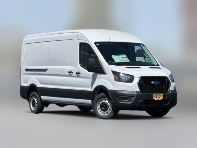 2025 Ford Transit Base