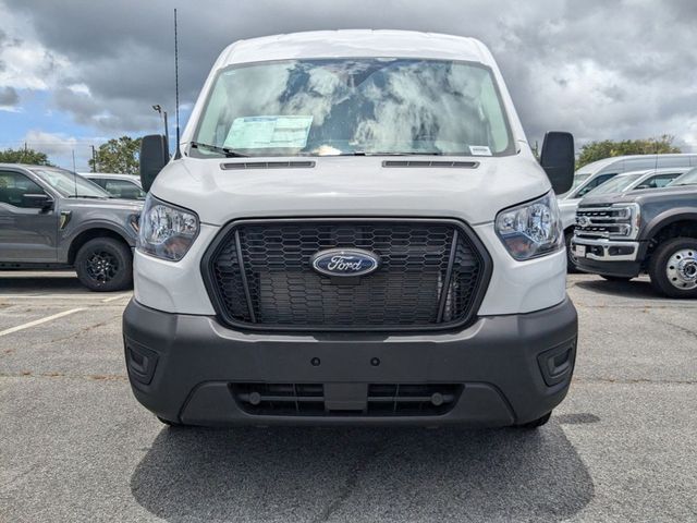 2025 Ford Transit Base