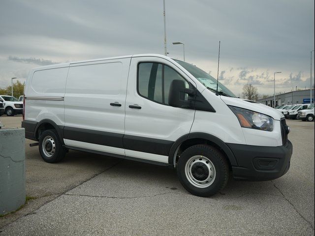 2025 Ford Transit Base