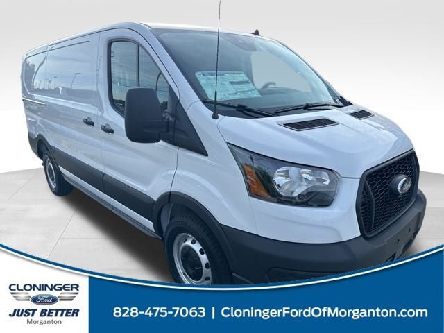 2025 Ford Transit Base