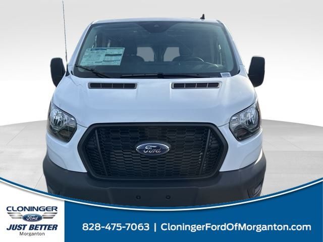 2025 Ford Transit Base