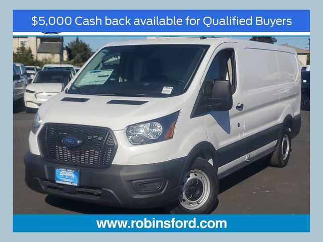 2025 Ford Transit Base
