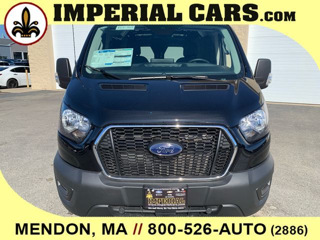 2025 Ford Transit Base