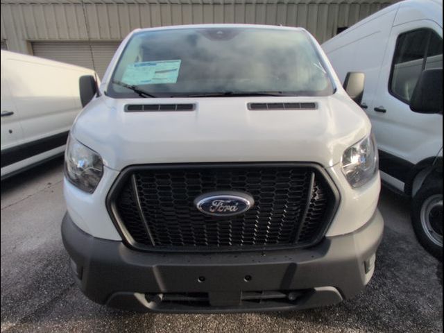 2025 Ford Transit Base
